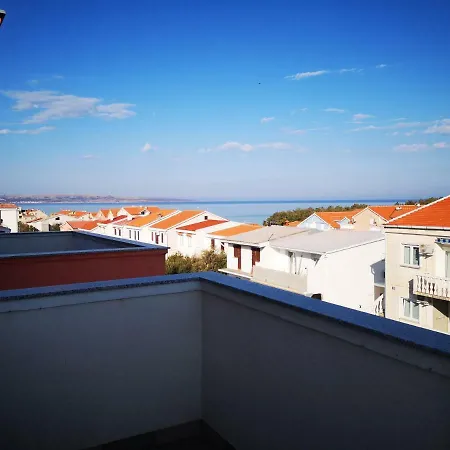Anto Apartment *
